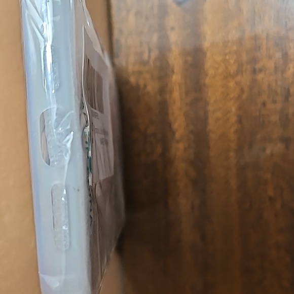 NEW!13 PRO MAX Minney Mouse Hologram Phone Case!! - Picture 9 of 10